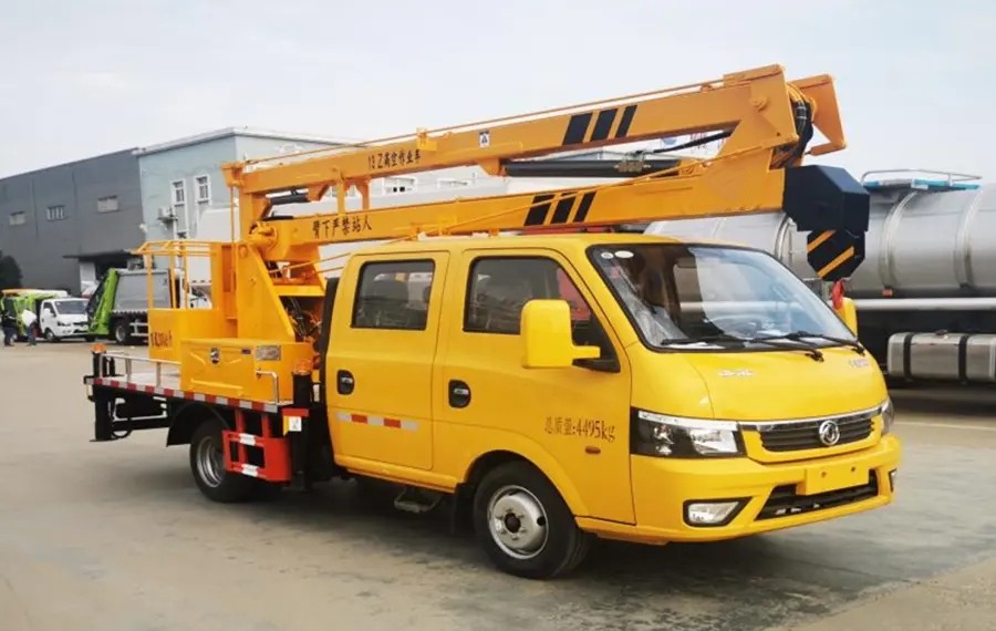 東風(fēng)途逸雙排13米藍(lán)牌高空作業(yè)車
