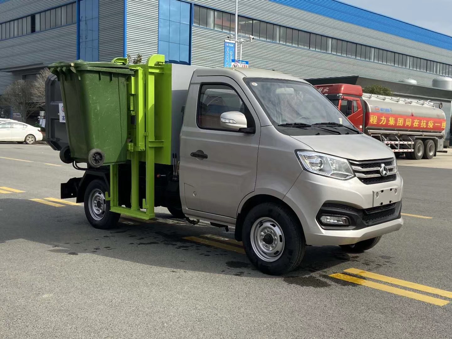 國六長安3方掛桶垃圾車