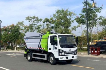 國六東風(fēng)多利卡無泄漏掛桶垃圾車