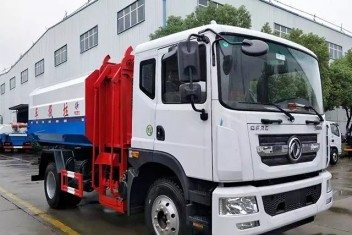 東風(fēng)多利卡D9掛桶式垃圾車